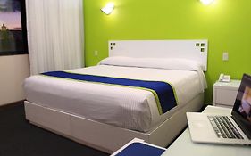Hotel Vista Express Morelia